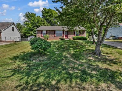 711 Green Valley Ct