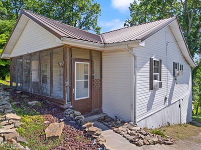 107 Padgett St