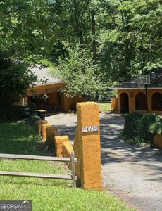 6130 Tennis Cir