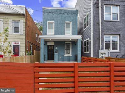 1834 Providence St NE