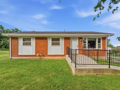 143 Spruce Ct