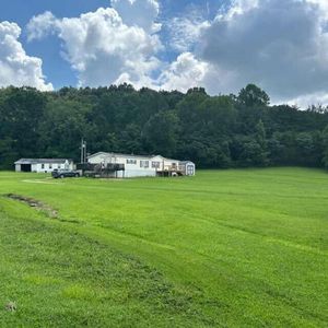 Property at 963 Sugar Valley Rd, Albany, KY