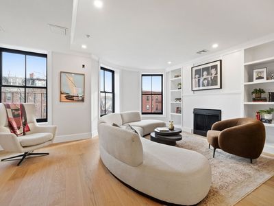 667 Tremont St #Penthouse