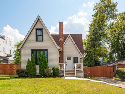 2112 24th Ave N