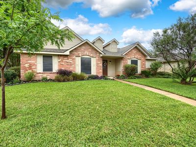 445 Trail View Ln