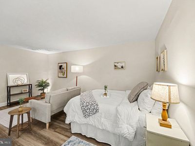 2325 42nd St NW APT 220