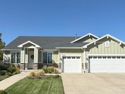 2054 W Loveland Ct