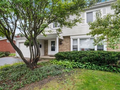 Property at 1119 Country Ln, Deerfield, IL