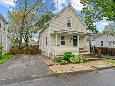 40 Glen St