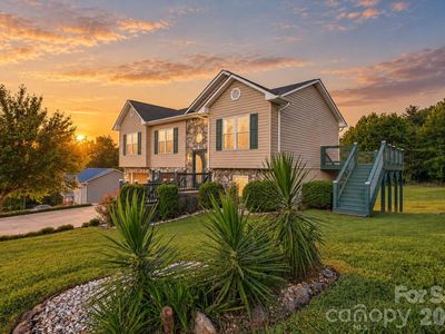 1260 Star Ln