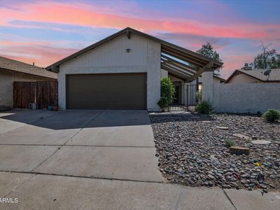 1545 W JAVELINA Avenue