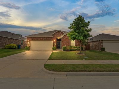 Property at 1716 Trace Dr, Aubrey, TX