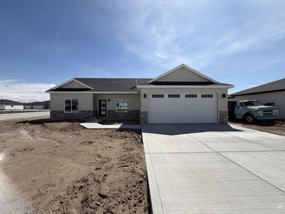 1503 Belle Dr