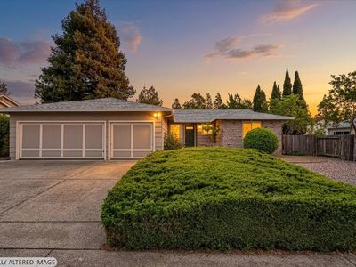 203 Fauna Avenue