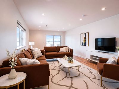 24 Pennyfield Ave APT 2C