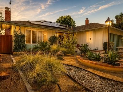6260 Camino Rico
