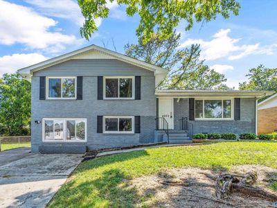 4033 Summerhill Dr NW