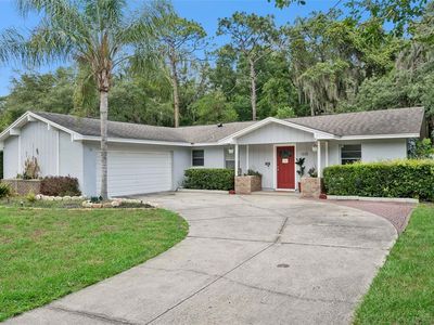 1335 Yvonne St