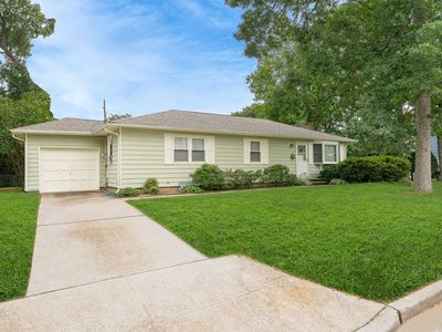 4 Commonwealth Avenue