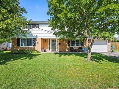 4900 Pennswood Dr