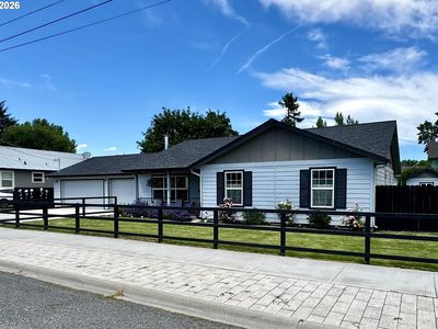 Property at 1712 Broadway St, Baker City, OR