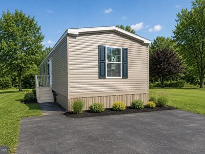 77 Circle Dr