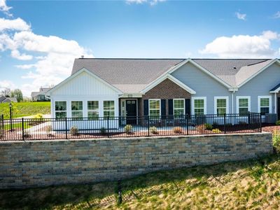 2003 S Links Ave