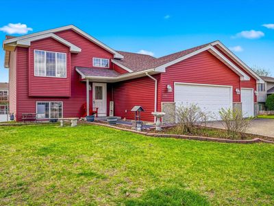 Property at 503 Cottonwood St SW, Isanti, MN