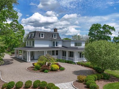 395 Sarah Wells Trail