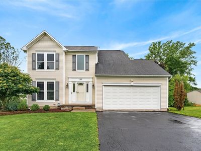 Property at 103 Sparrow Dr, West Henrietta, NY