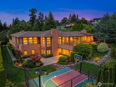 8635 NE 19th Place