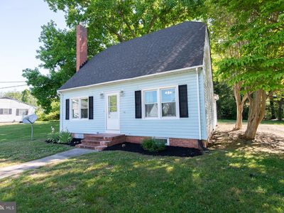 305 N Main St