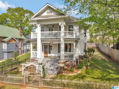 1715 11th Pl S