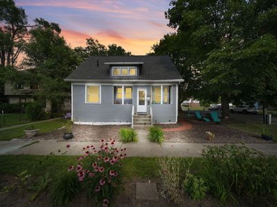 1717 Carl Breeding Way