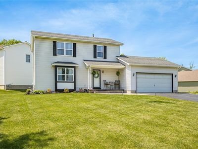 81 Cheshire Ln