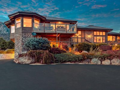 400 Bavarian Dr