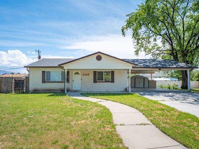 1339 W Marilyn Dr