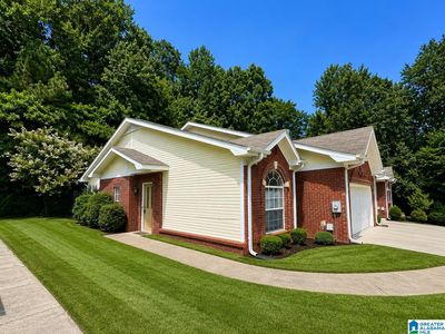 447 Creekview Cir