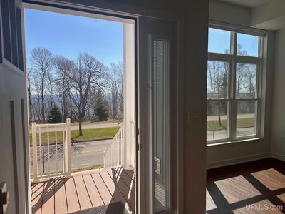 776 S Lakeshore Blvd