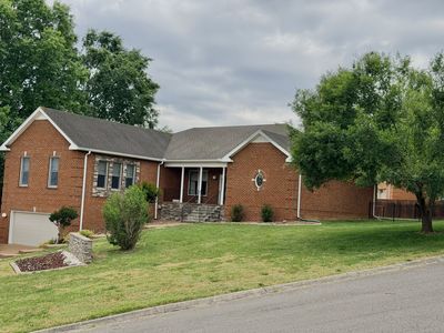1143 Kimberly Dr