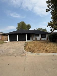 Property at 665 NW 15th St, Moore, OK