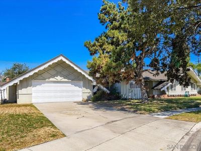 1809 W Harriet Ln