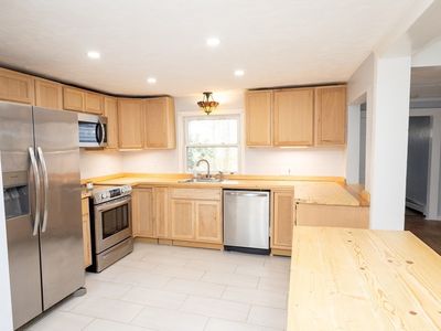 958 Centre St