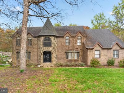 5482 Royal Mile Blvd