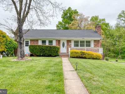 2017 Fairlane Rd