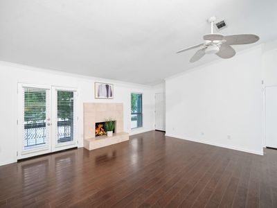 Property at 2425 Augusta Dr APT 22, Houston, TX