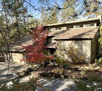 Property at 430 Hillside Dr, Applegate, CA