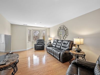 120 Wyllis Ave Unit 315