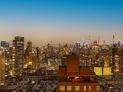 300 E 93rd St APT 39E