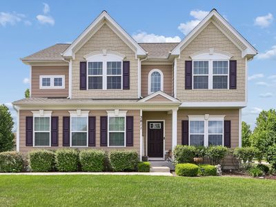 3811 Ivy Ln